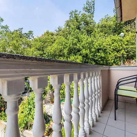 Apartment In Vrbnik/insel Krk 36873 *
